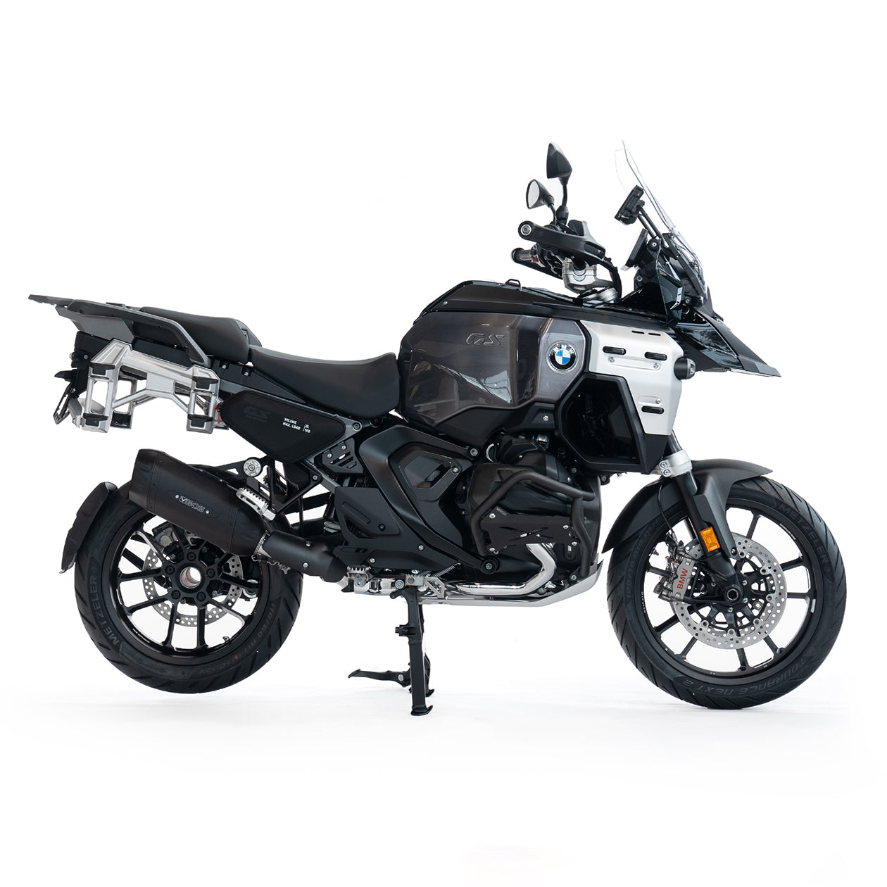 BMW R1200GS用サイレンサー R-styleの水冷R1200GS用スリップオンマフラーを山田純氏がテスト