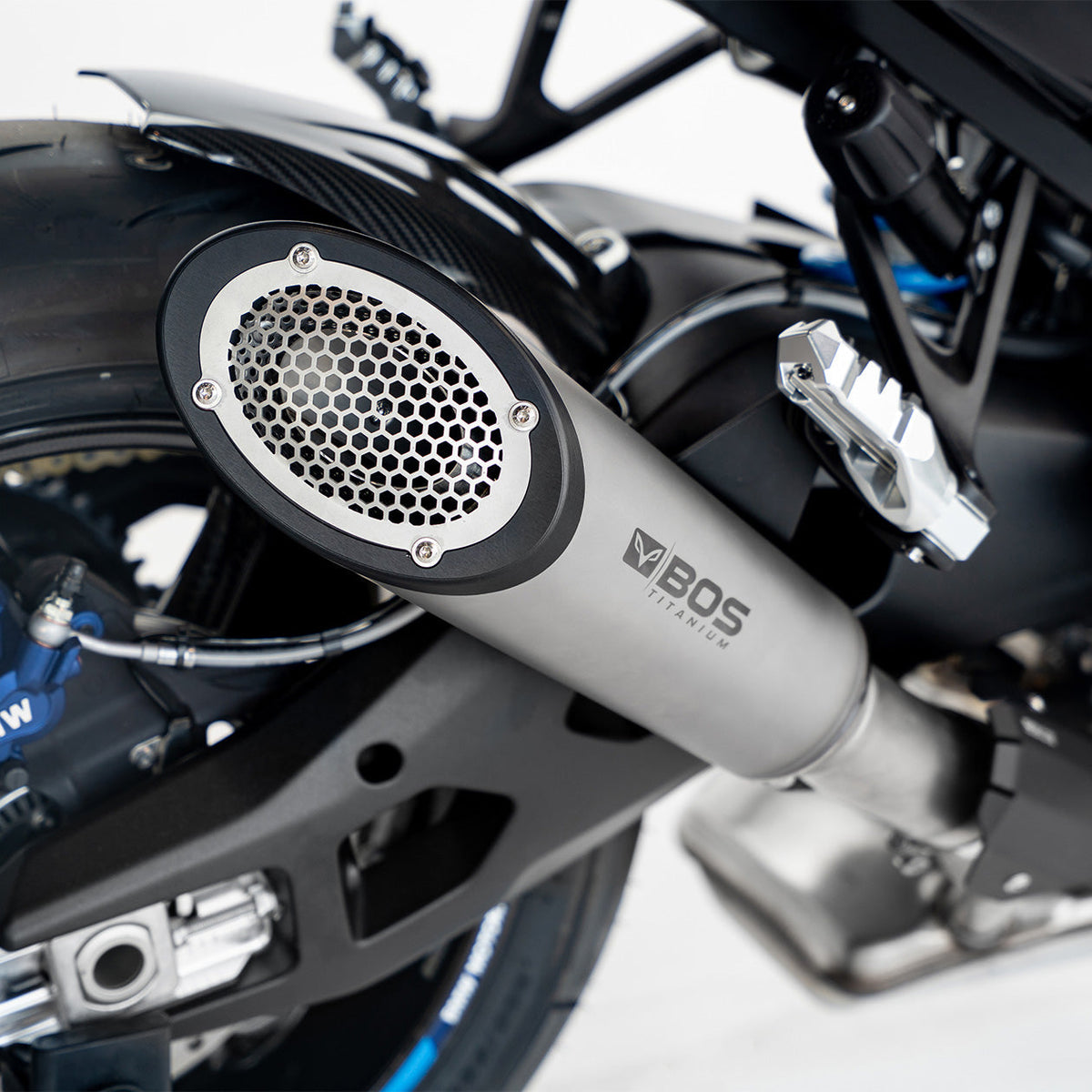 Escape BOS SSEC GP Titanium para BMW M 1000 XR – vista trasera
