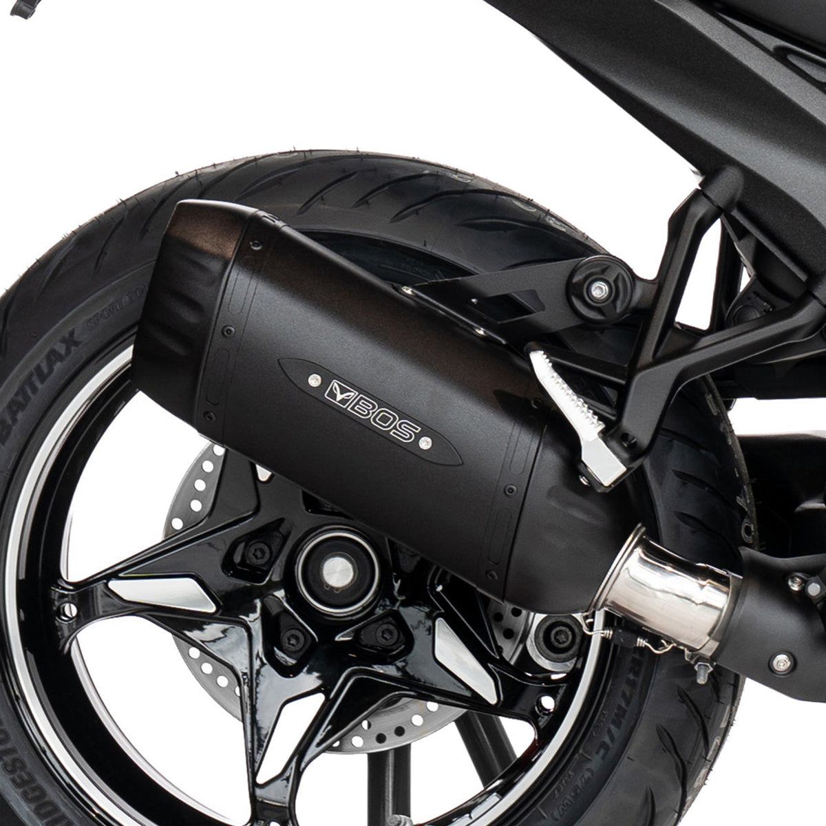 Escape BOS DesertFox Double D BlackCoated para BMW R 1300 R – detalle del logo BOS